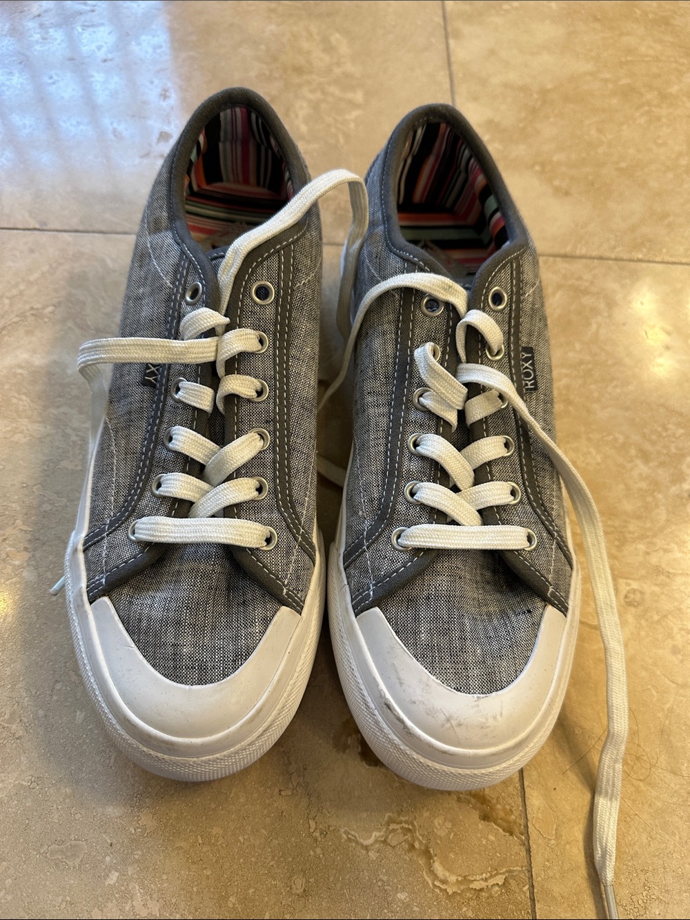 Roxy Women’s Gray Canvas Low-Top Platform Sneakers with White Trim